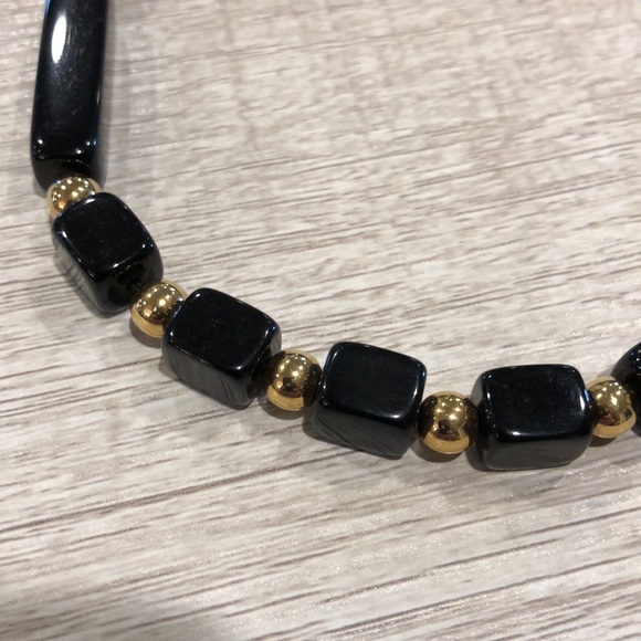 Trifari Black & Gold Bead Necklace. Vintage - Picture 14 of 16